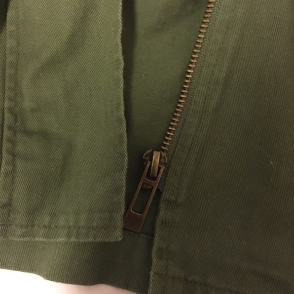 Green jacket - Picture 6 of 8